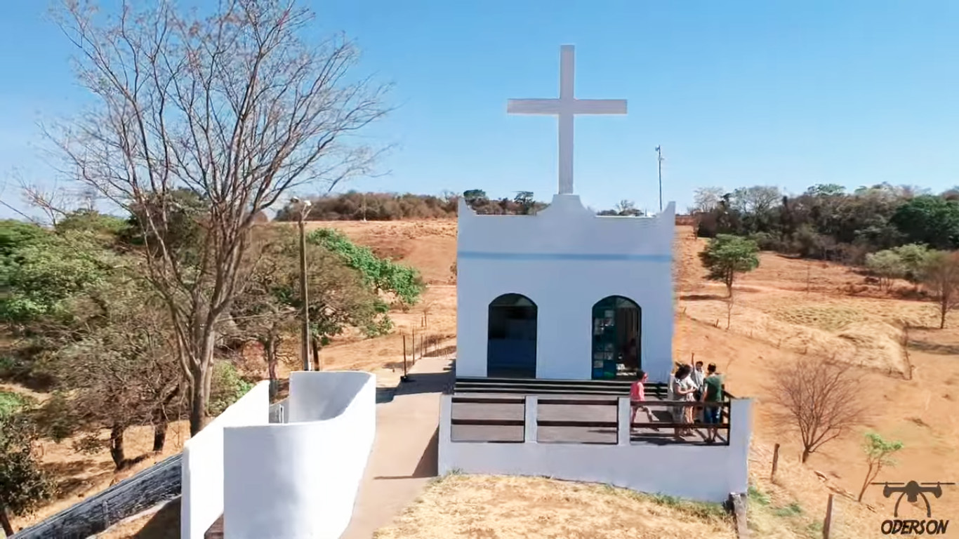 Prefeitura apoia evento na Igrejinha da Serra da Caieira em Rio Verde GO
